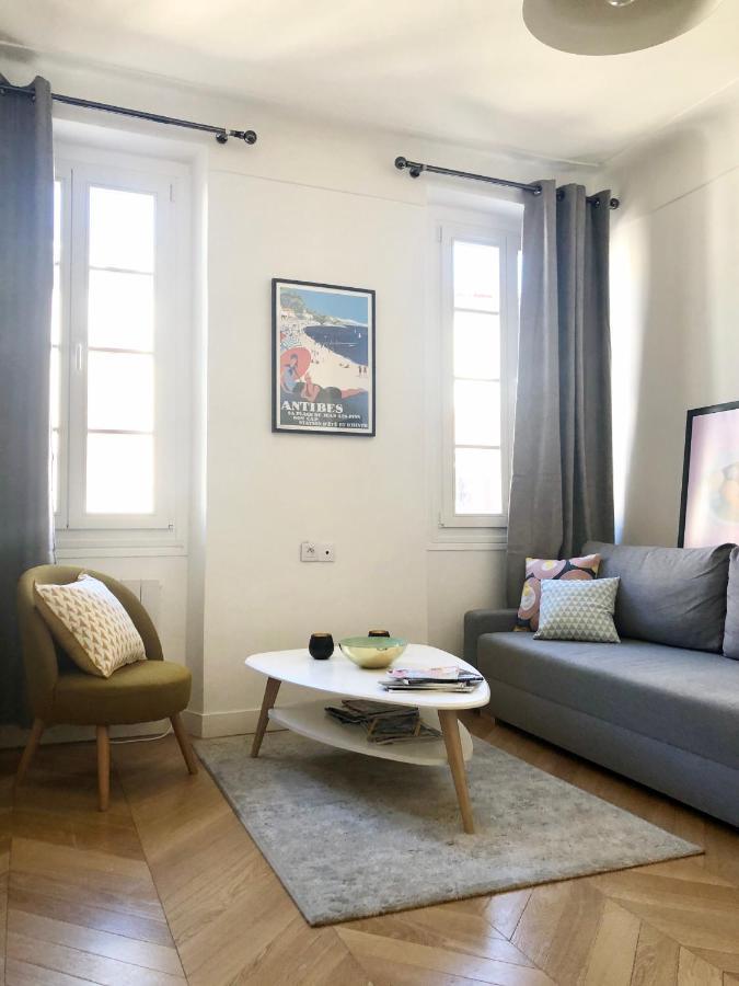 Charming And Modernly Designed 2 Bedroom - Old Town Antibes Luaran gambar
